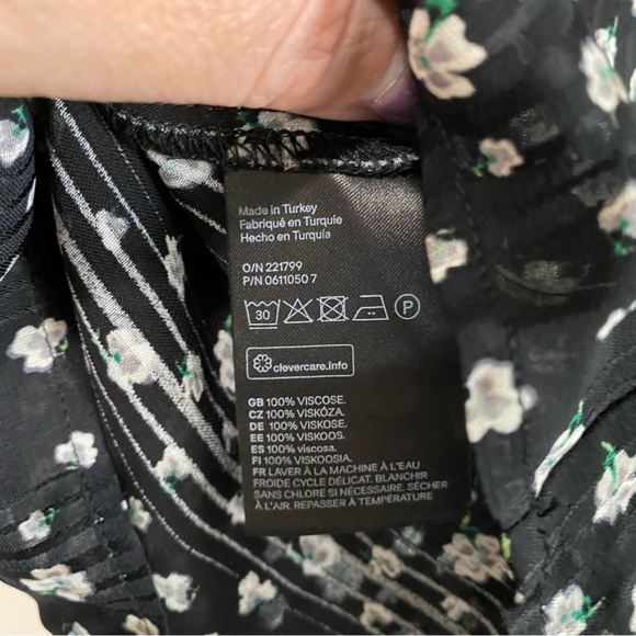 H&m black floral sheer blouse open sleeves size 6 - Picture 5 of 7
